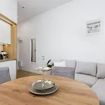 Wiktoryn 18 Citysphere Premium 1