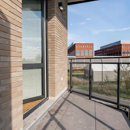 Wiktoryn 18 Citysphere Premium 1 * Varšava