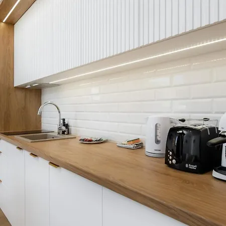 Apartment Wiktoryn 18 Citysphere Premium 1 *